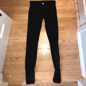 Lululemon Ankle Length Wunder Under Legging size 6